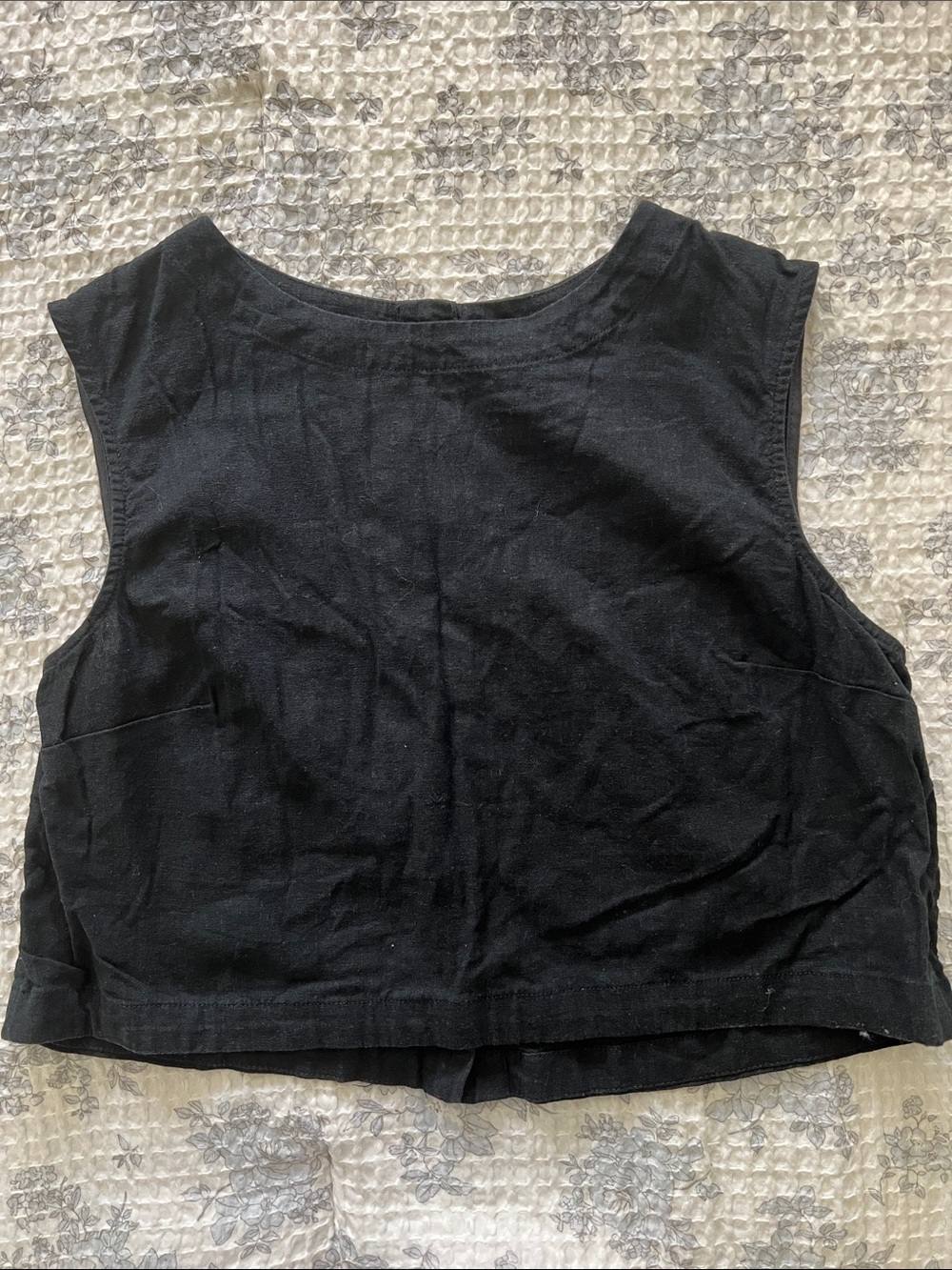 a new day Black Sleeveless Crop Tank Top